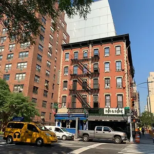Hotel Carlton Arms New York