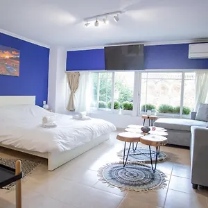 Daire Center Small